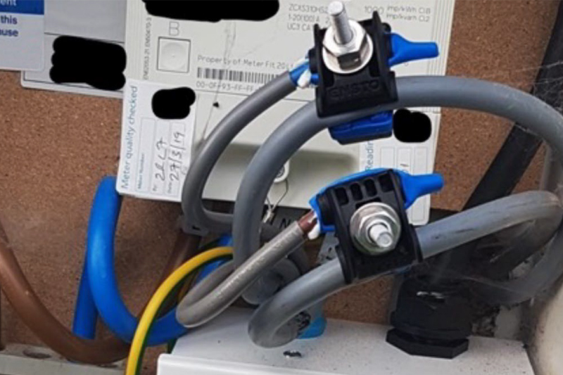 Uses and applications of insulation piercing connectors